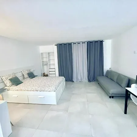 Le Petit Canotier Paris Exterior foto